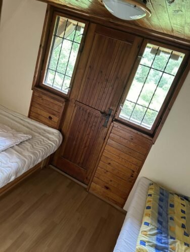 chata-u-reky-luznice-na-svadlackach-21f8-