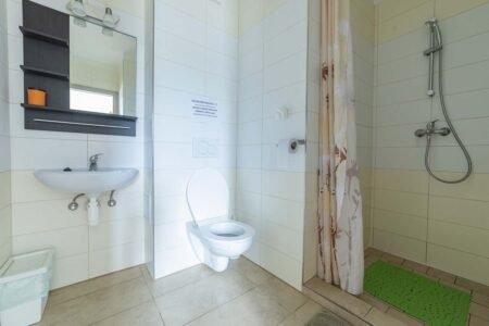 apartman-j2-koupelna-4ebb-