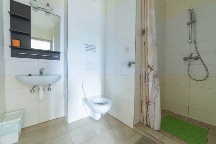 apartman-j2-koupelna-4ebb-