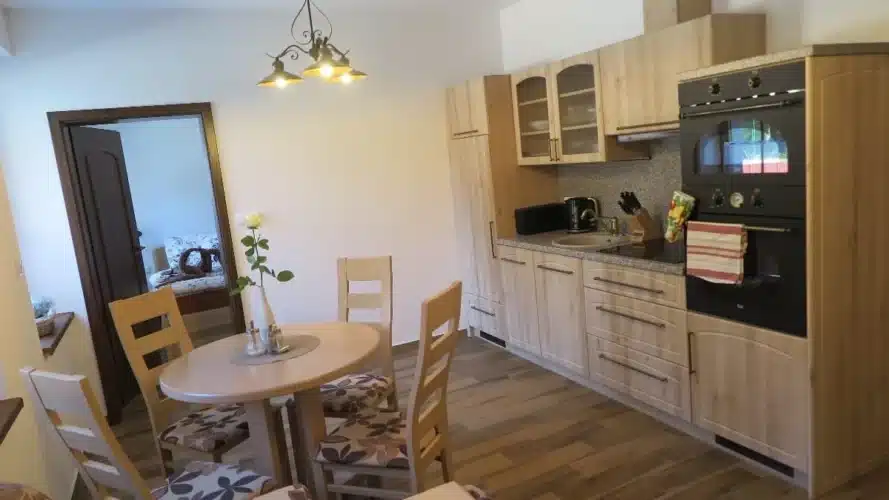 b-img-5be157f273e65-1