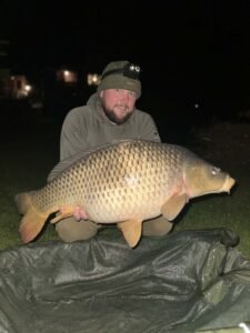 tahle-ryba-me-doslova-vytahla-ze-sauny-krasnej-souboj-12-5-kg-8977-1-1